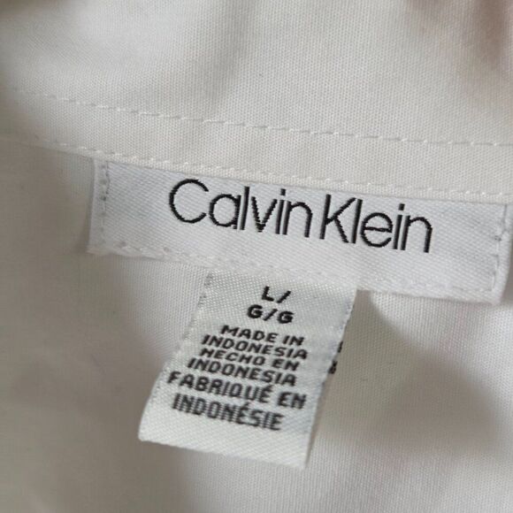 EUC CALVIN KLEIN WHITE WITH GOLD BUTTONS BUTTON DOWN SHIRT SIZE LARGE WOMEN - Picture 10 of 13